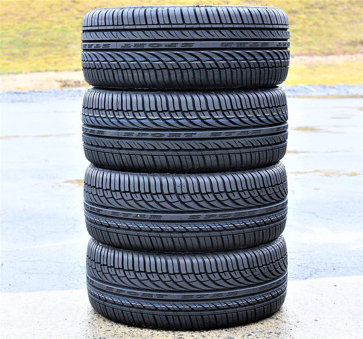 Set of 4 235/55R17 High Performance Tires A529233