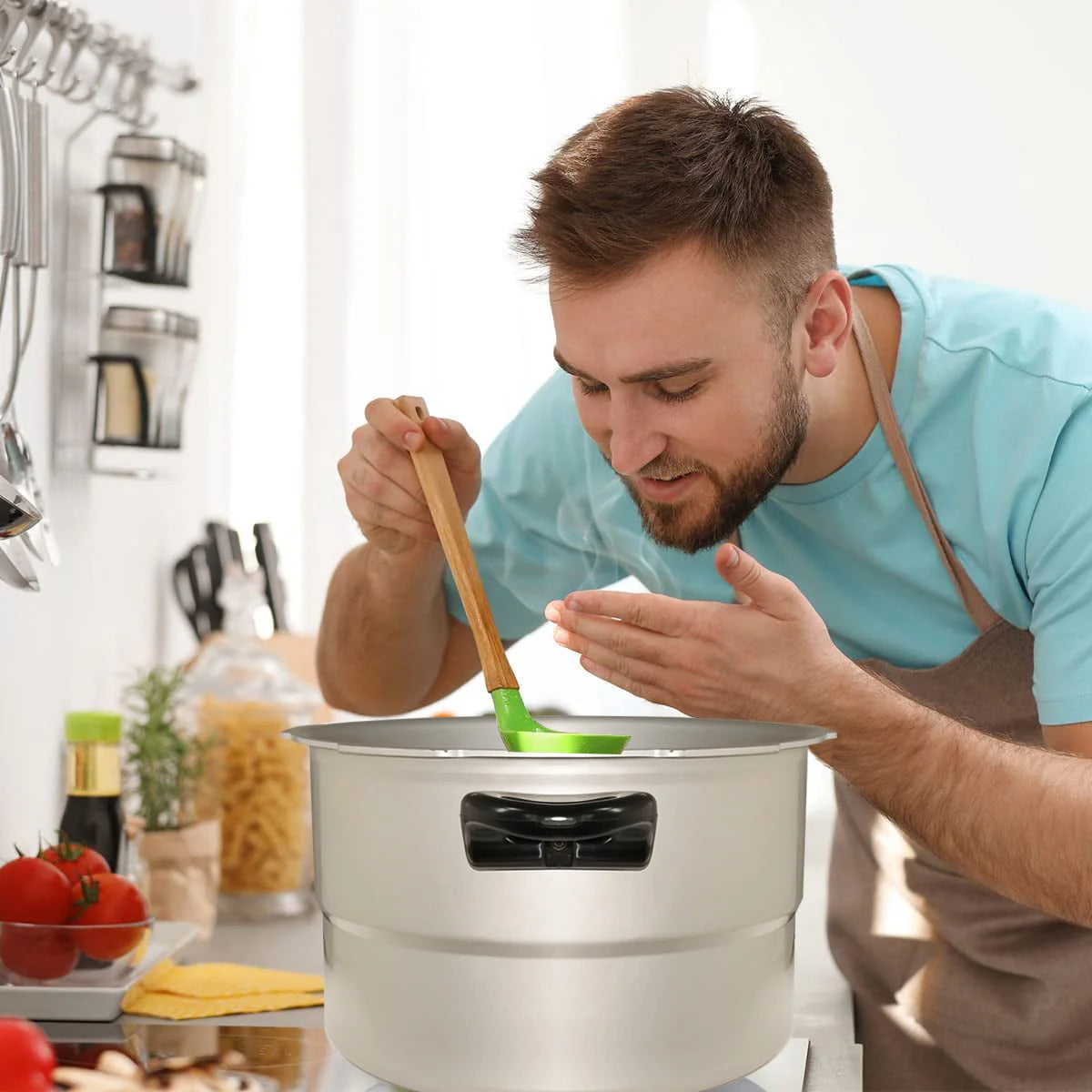 7.4 Quart Aluminum Pressure Cooker with Steamer C21293
