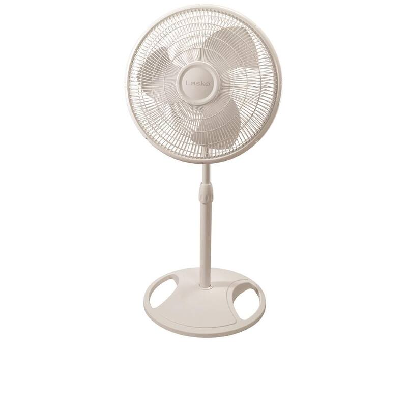 White 3 Speed Oscillating Pedestal Fan R229694