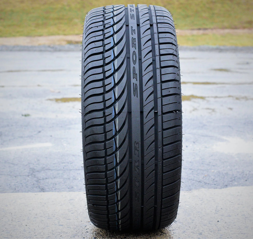 Set of 4 235/55R17 High Performance Tires A529233
