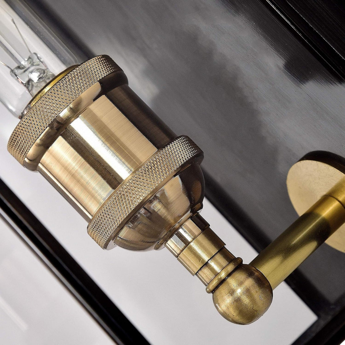 Brass Outdoor Wall Sconce with Clear Tempered Glass H34721