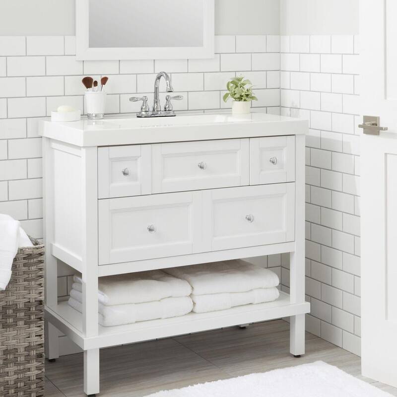 2-Handle High-Arc Bathroom Faucet in Polished Chrome I52790
