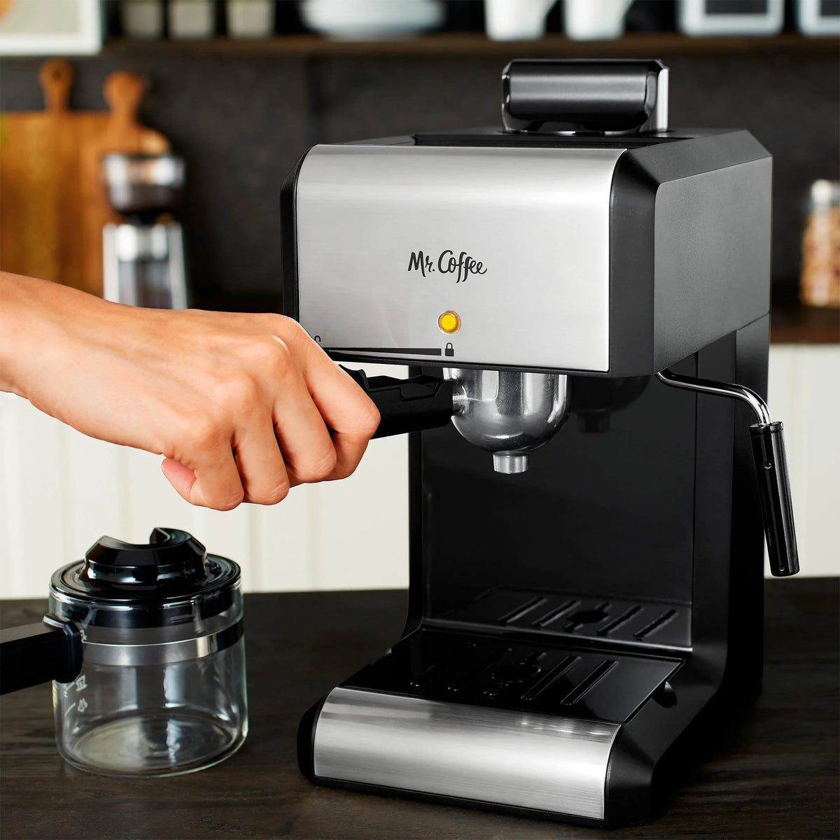 Automatic Espresso and Cappuccino Machine, 20 oz, Silver O46304